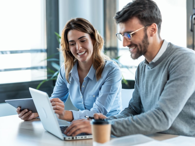 Seamless coworking collaboration with digital tools at Hozio Inc.